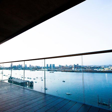 Waterfront- London Greenwich O2 Arena 2 Bed Flat Exterior foto