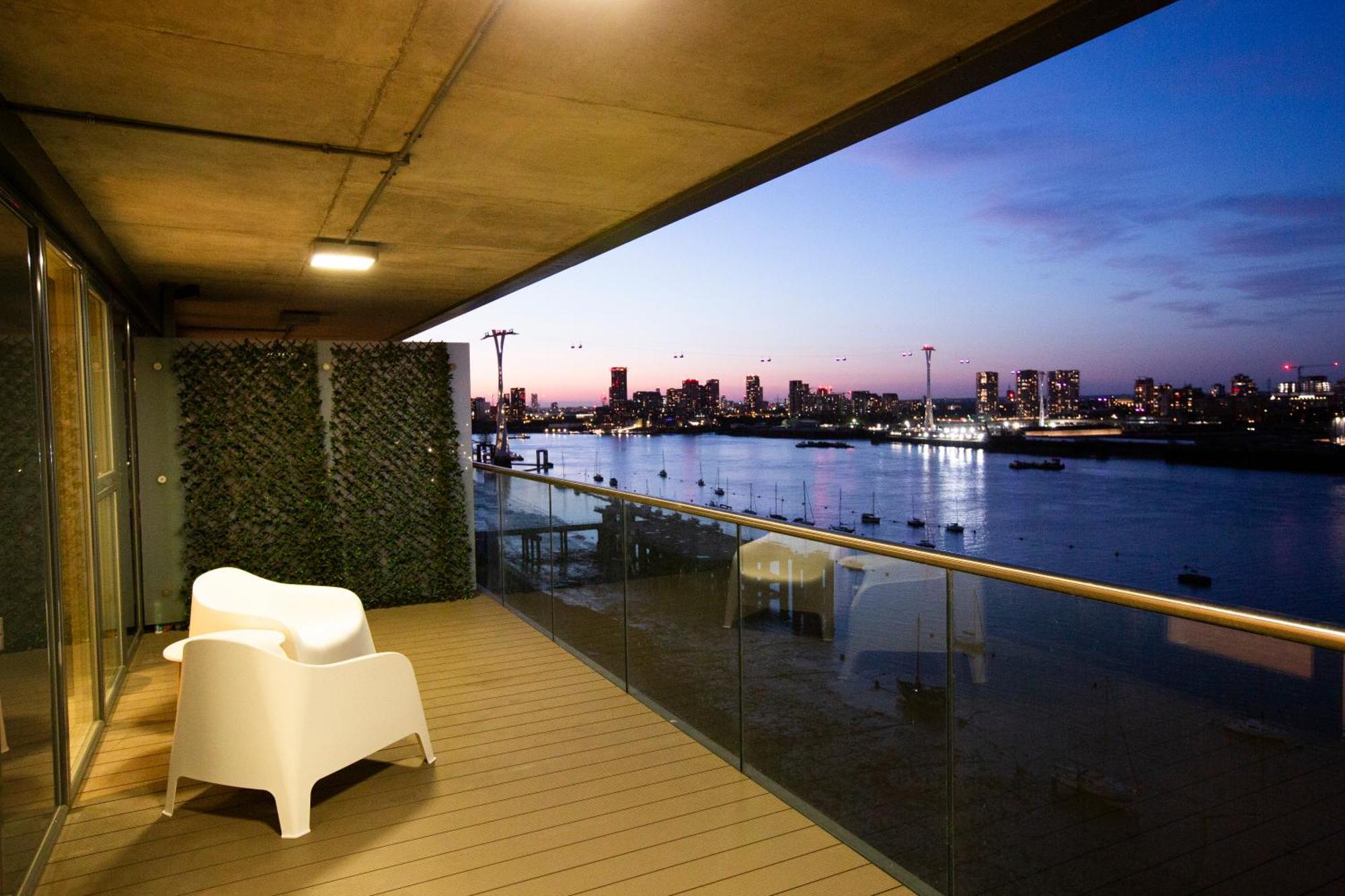 Waterfront- London Greenwich O2 Arena 2 Bed Flat Exterior foto